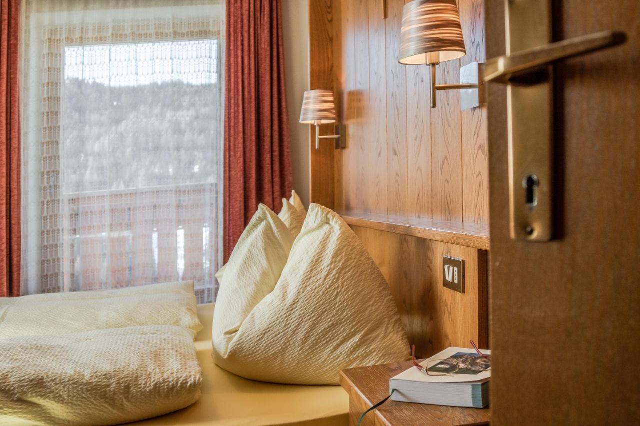 Garni Baita San Cassiano  Extérieur photo